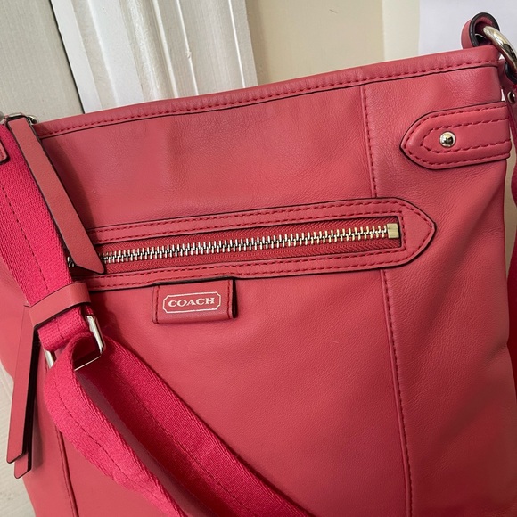 Coach Coral Crossbody Bag EUC - Picture 11 of 16